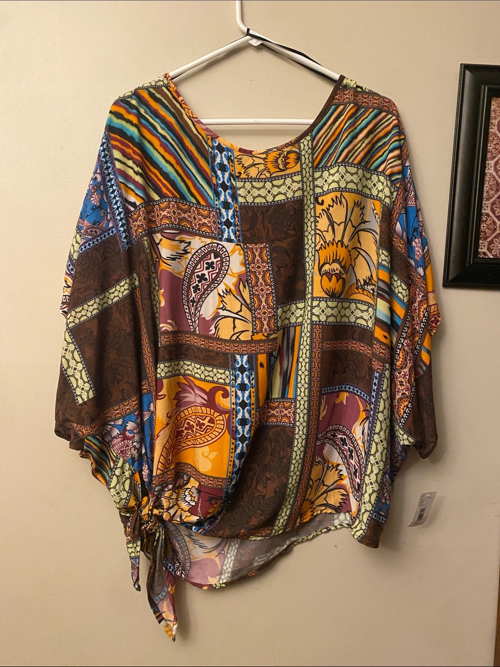 Passports Boho Patchwork Tie-Hem Women’s Top - Multicolor 🆕
